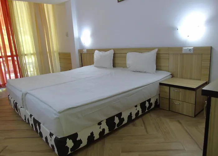 Jupiter Солнечный берег