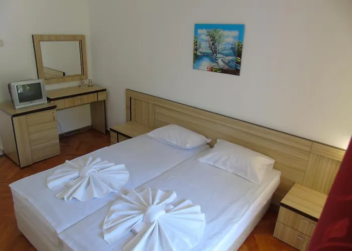 Отель Jupiter 3*