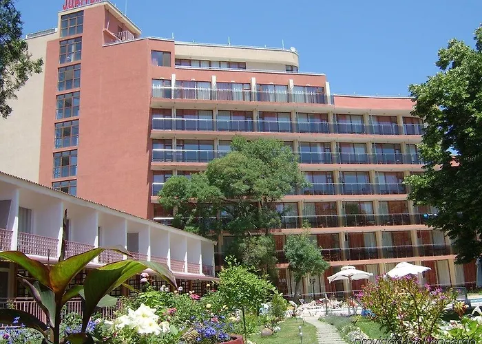Отель Jupiter 3*